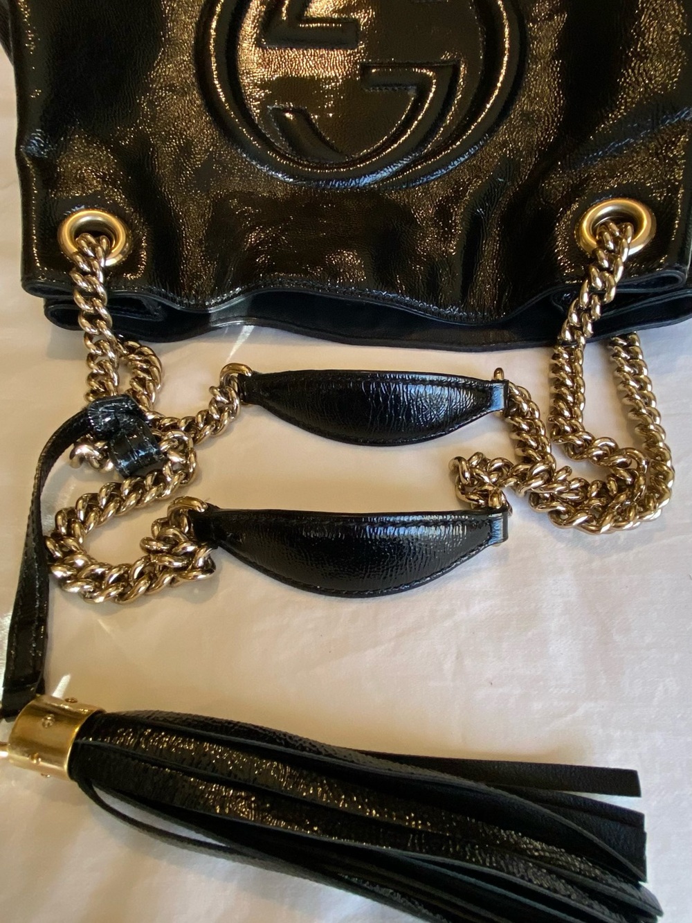 Gucci Black Patent Leather Shoulder Bag with Gold Chain Tassel - Picture 12 of 12